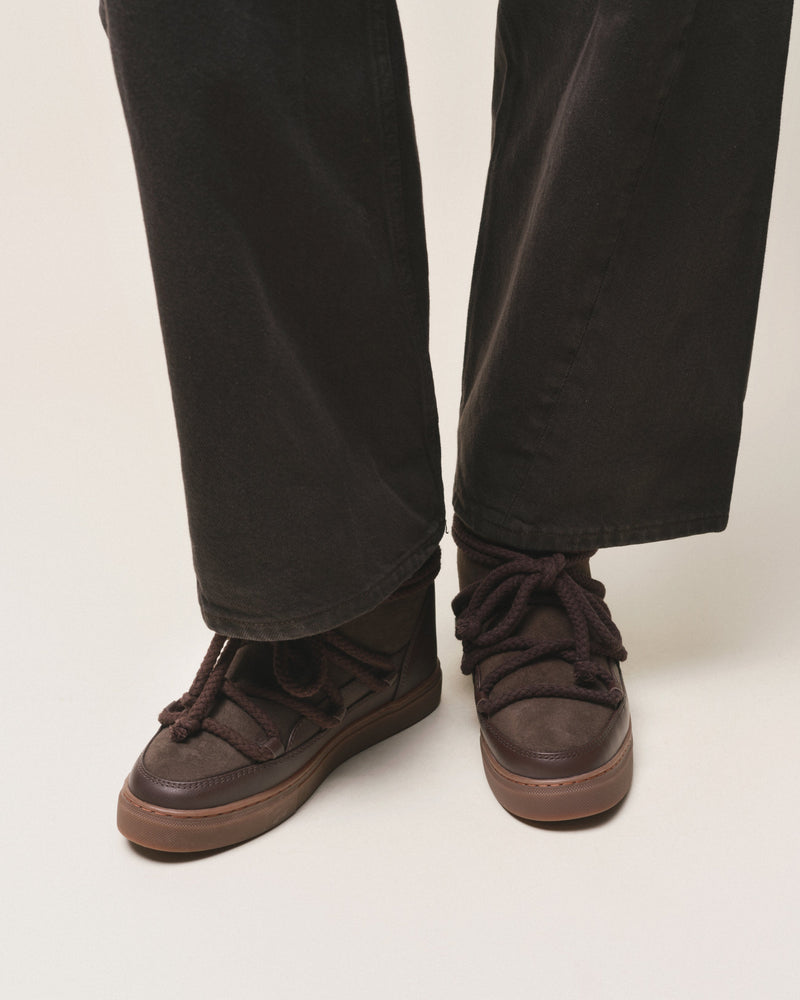 Cordones distintivos
