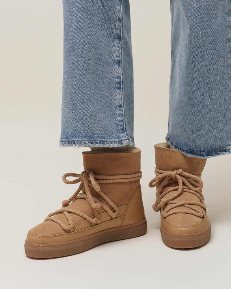 Cordones distintivos