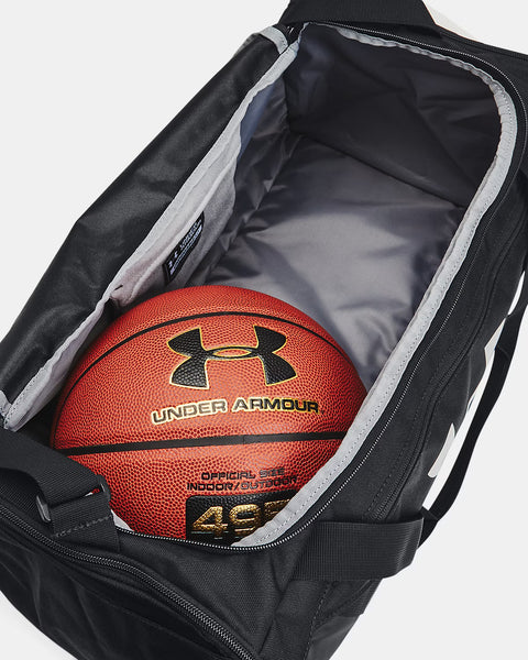 UA Undeniable 5.0 Duffle S Negro | Metallic Silver