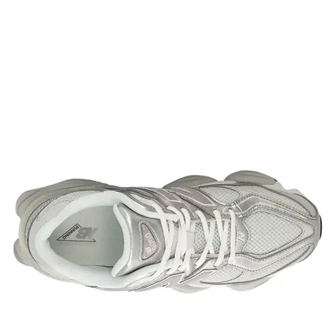 New Balance 9060 Gris plateado U90606MU