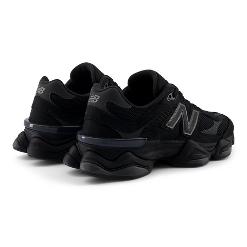 9060 Negro | Castlerock