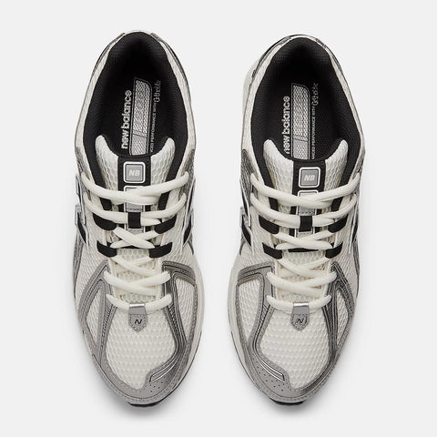 New Balance 1906R Plateado metálico M1906RER